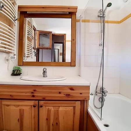 Les Cristaux - Spacieux & Renove - Proche Des Pistes - Sauna - Hammam - Wifi - Balcon Mae-0534 Apartment